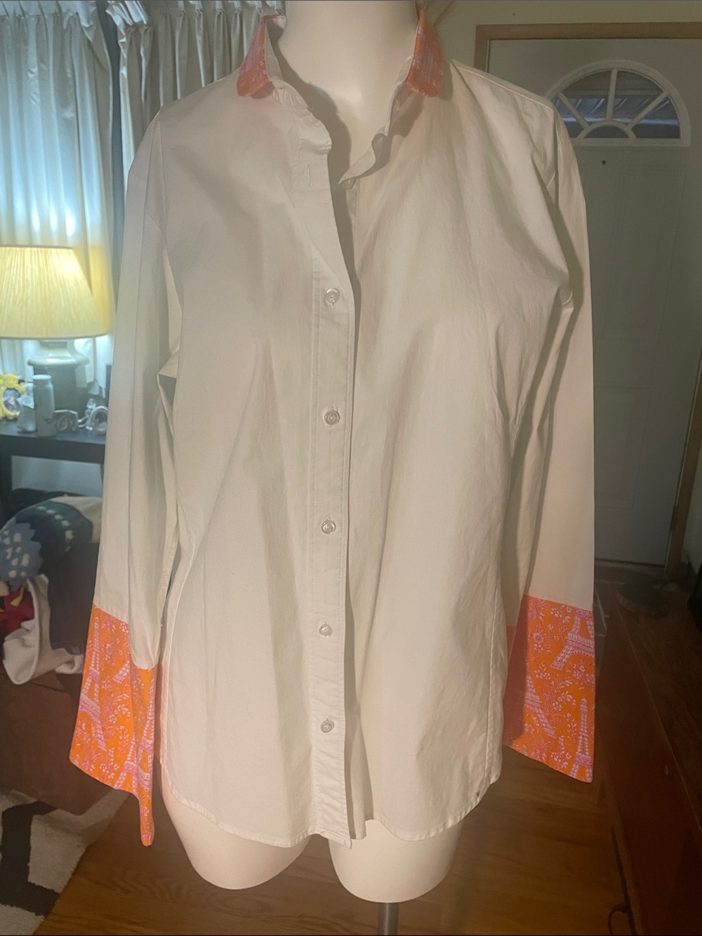 Pearly Vine White Button-Down Stretch Shirt with Eiffel Tower Pink & Orange Trim